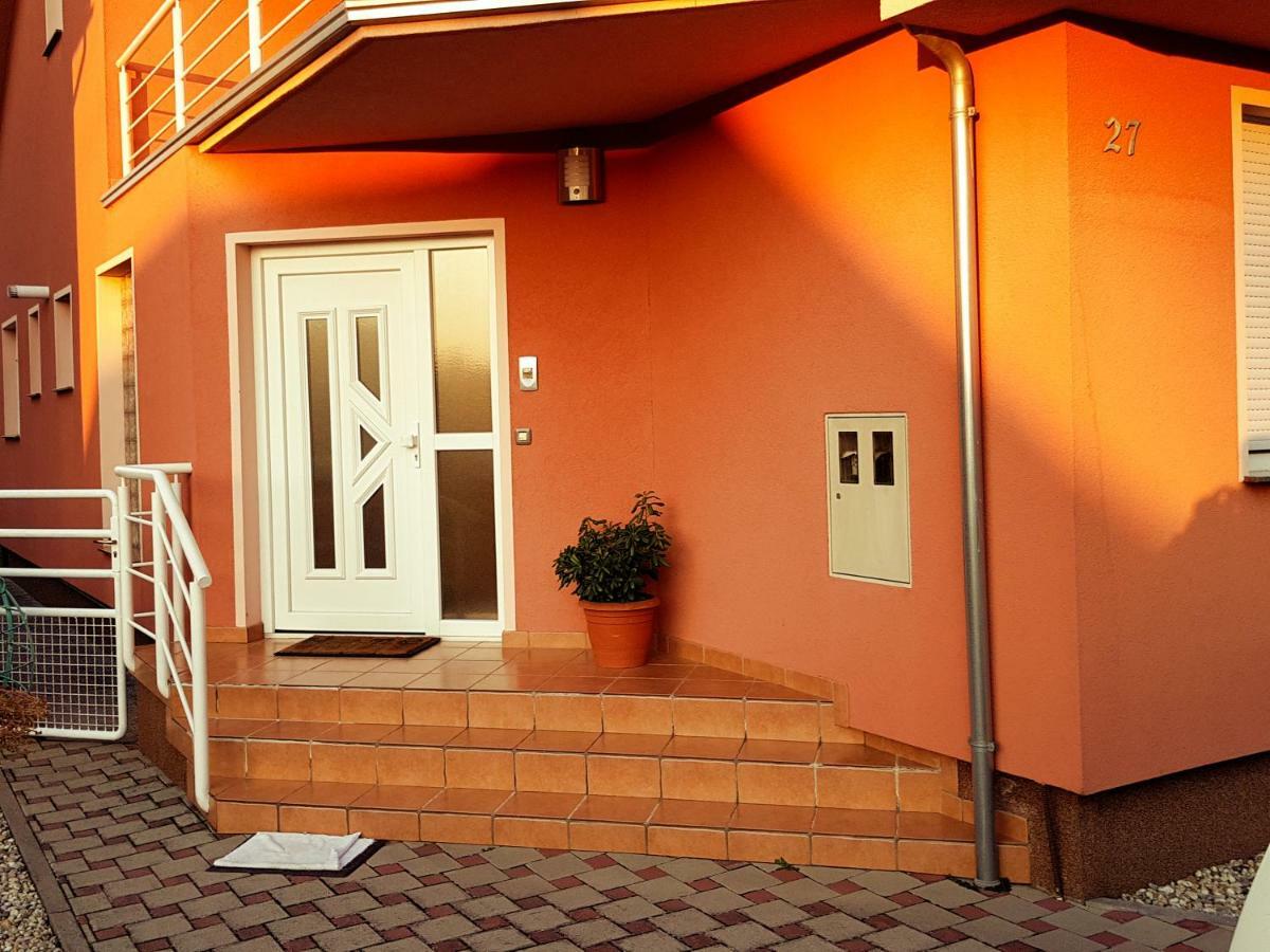 אוסילק Apartment Dominik מראה חיצוני תמונה